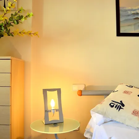 度假居 La Maison Jaune - House *